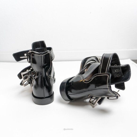 Alexander Mcqueen black leather cage ankle boots with pointy toe - Picture 5 of 15